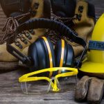 Essential Safety Gear Items for Construction Workers